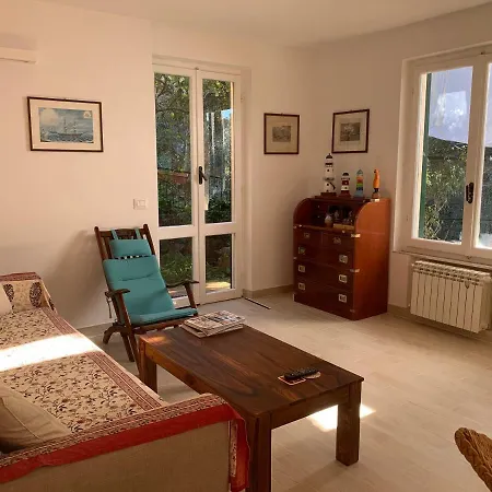 La Cicala, Apartment *